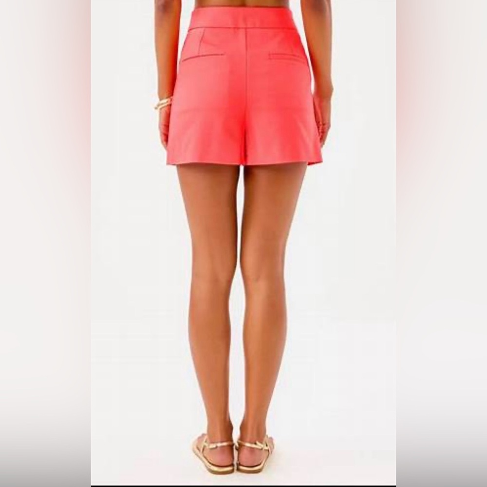 Lilly Pulitzer 3" Sarissa Stretch Short Cane Coral
Size: 12 and 14 NWT - Picture 2 of 5